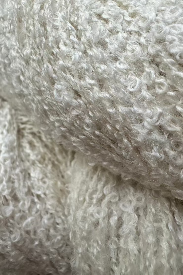 Alpaca silk loop yarn