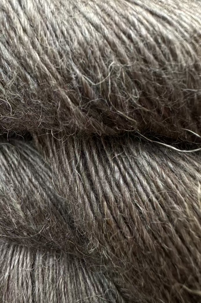 Alpaca linen silk yarn