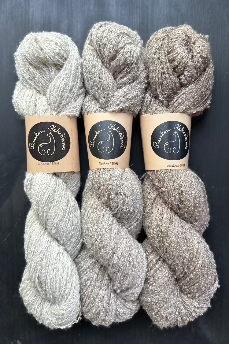 Alpaca silk loop yarn
