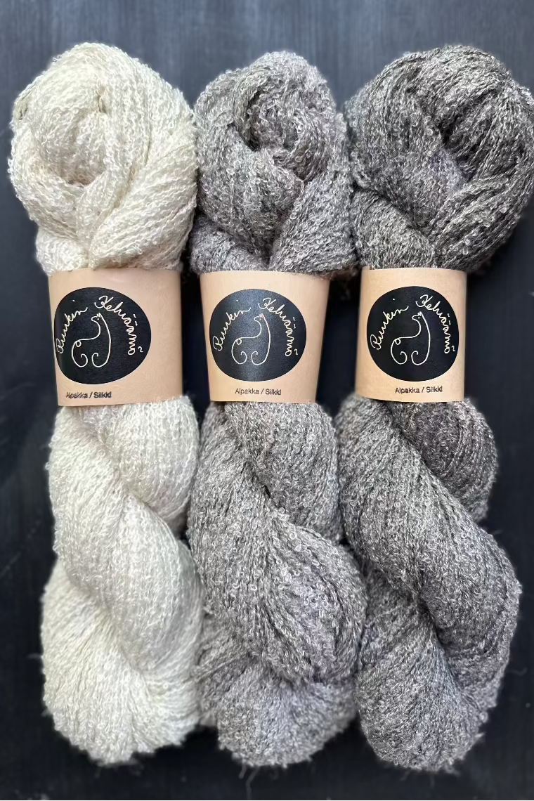 Alpaca silk loop yarn