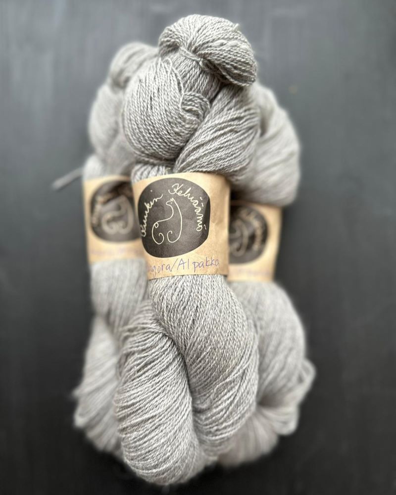 Alpaca/Angora rabbit yarn