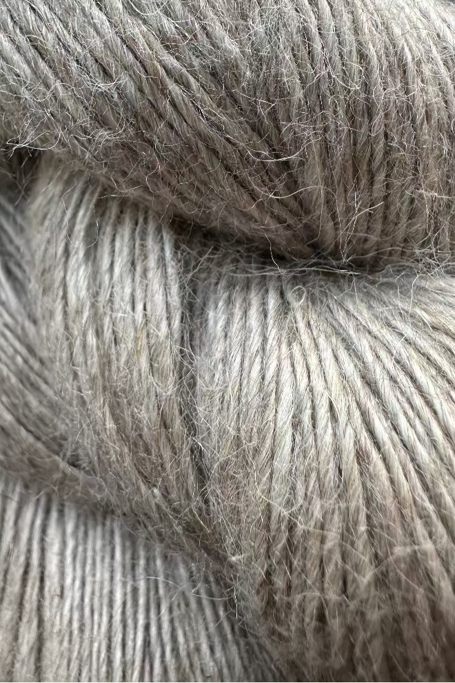 Alpaca linen silk yarn